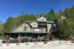 A multilevel wood building housing the Crabtree Junction Gift Shop and the Discovery Mill Museum