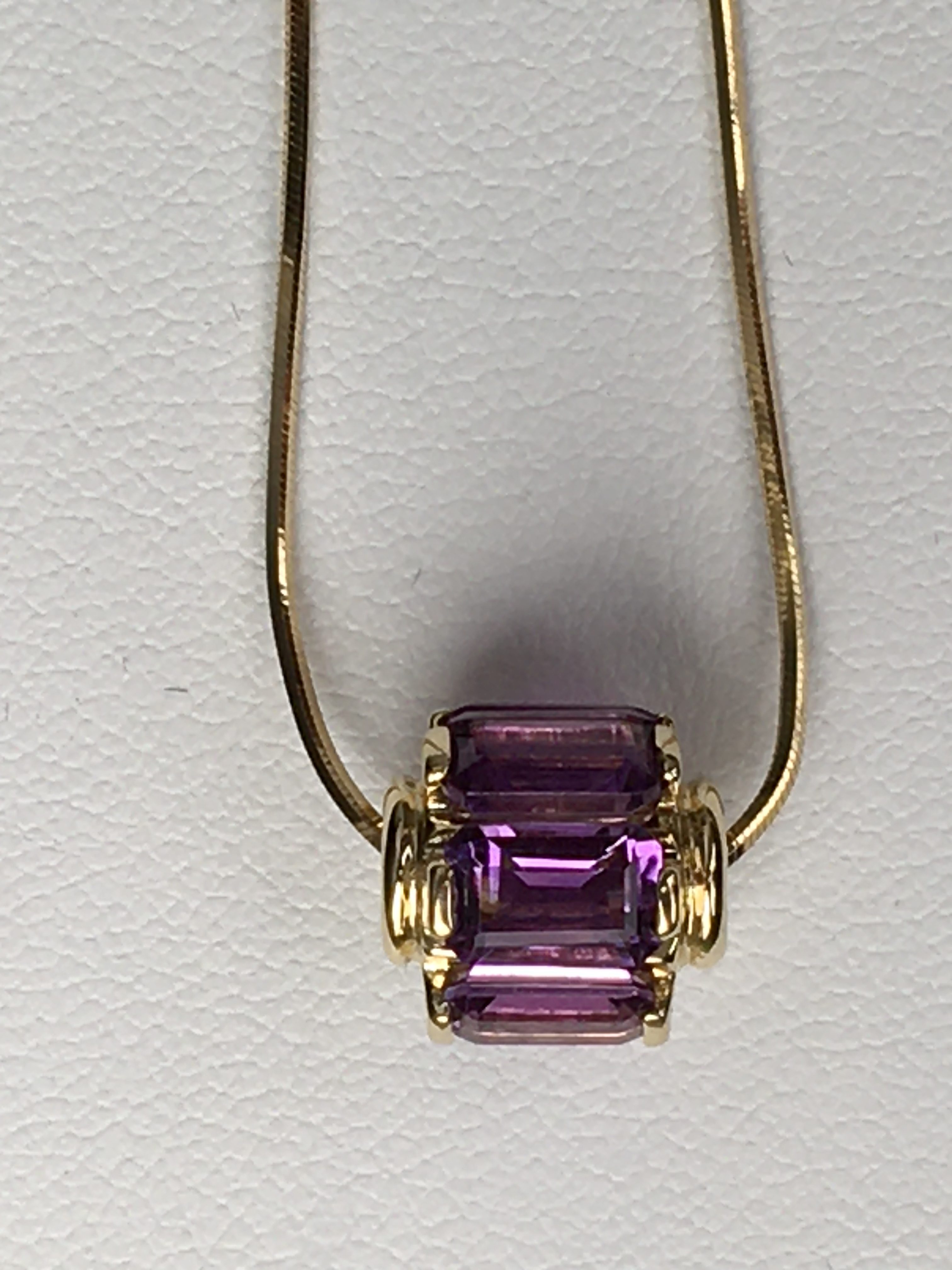 14KY Gold Amethyst Necklace - Emerald 