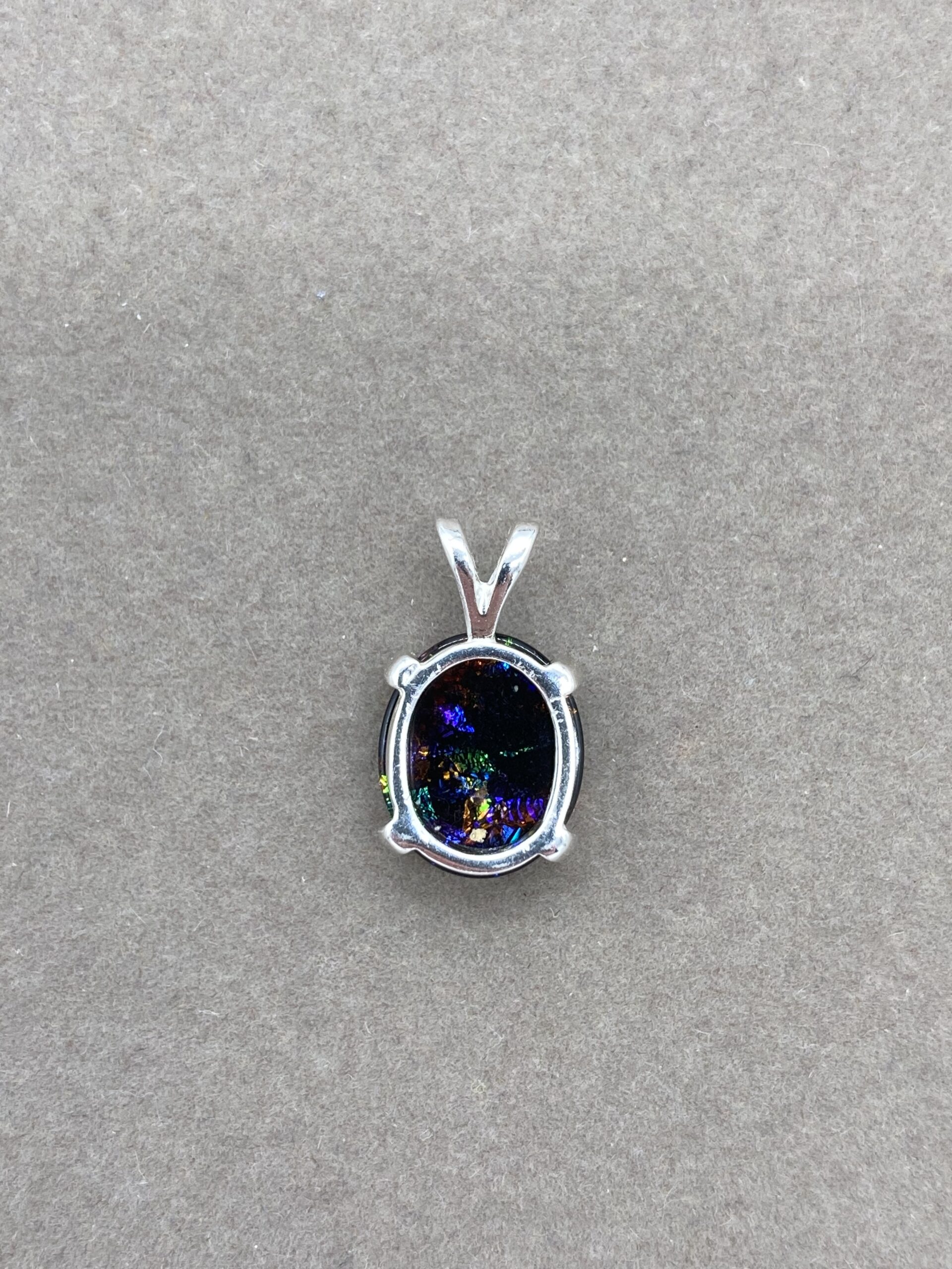 Slocum Opal pendant back