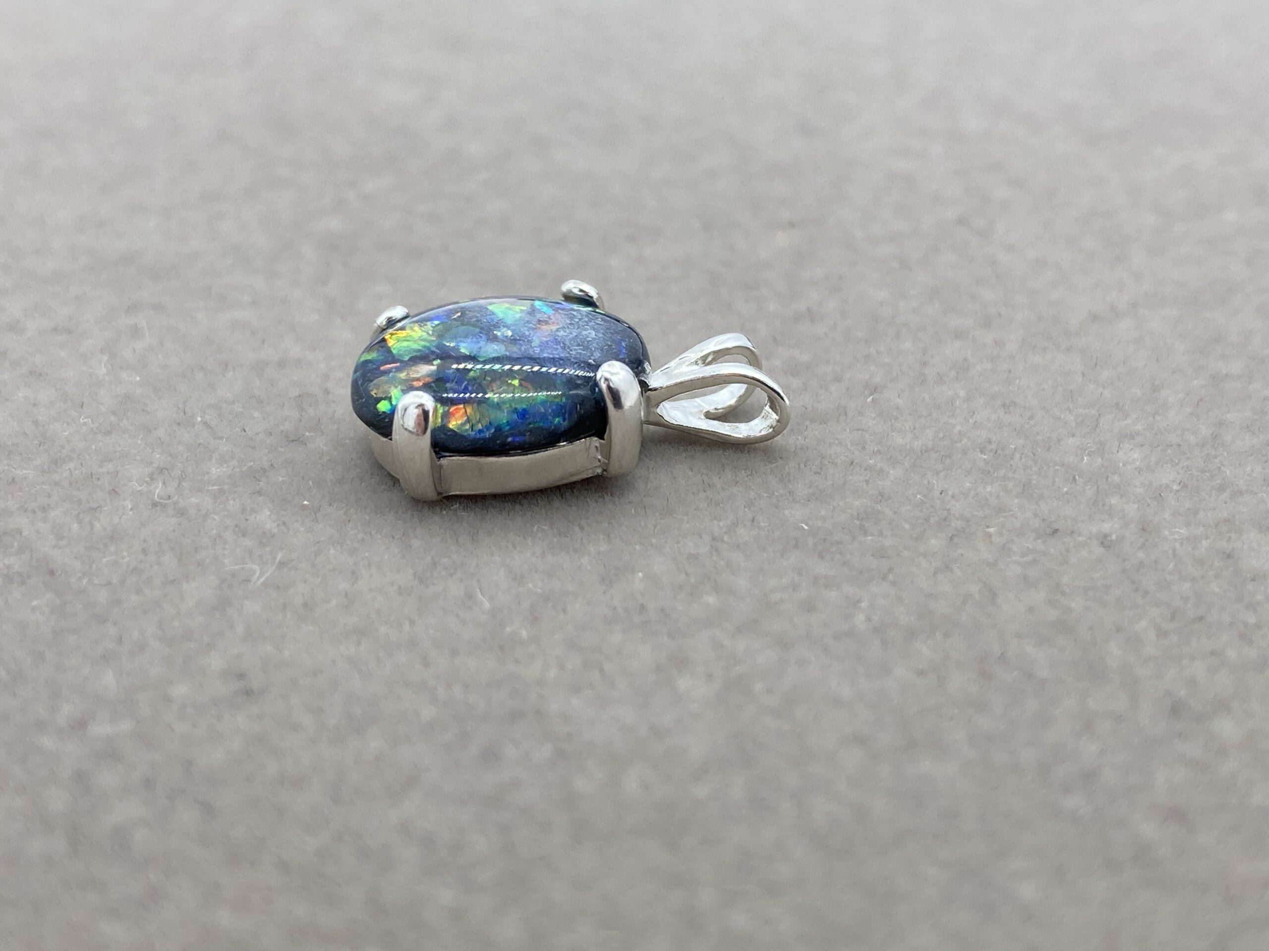 Slocum Opal pendant side